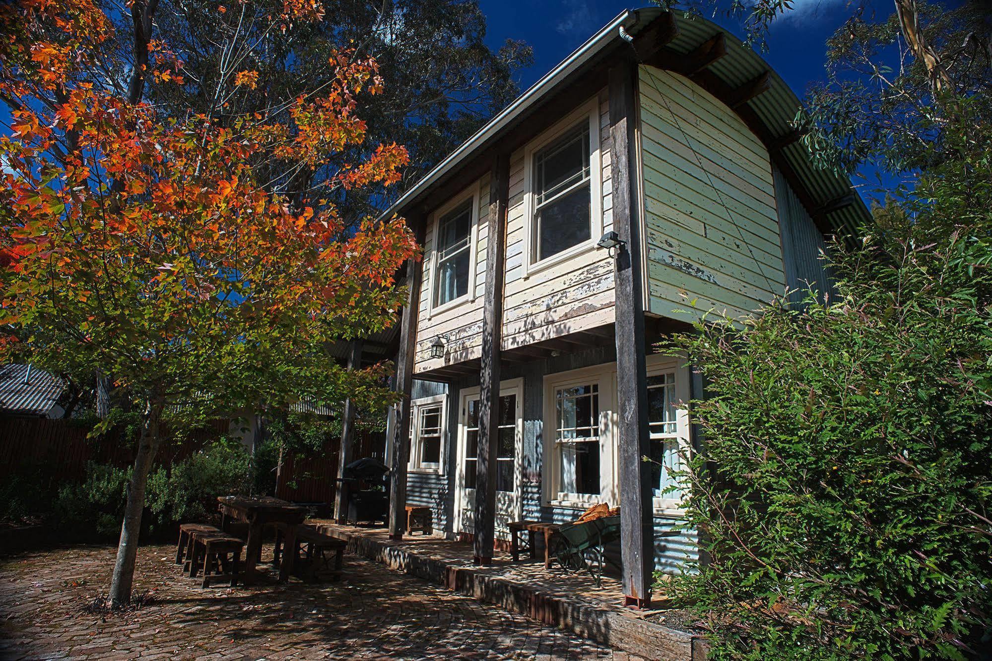 Отель Old Leura Dairy Экстерьер фото